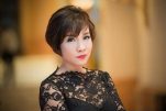 Lựa chọn màu nhuộm tóc cho phụ nữ trung niên thêm tươi trẻ, cuốn hút